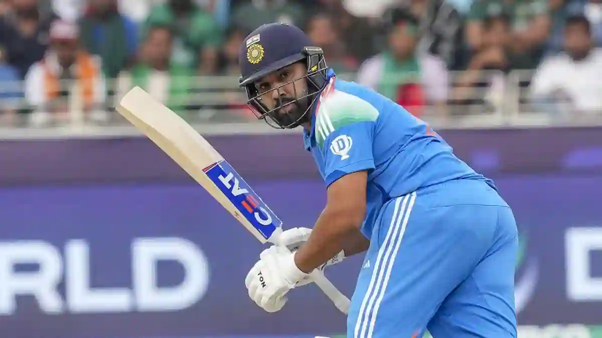 ind-vs-pak-rohit-sharma-completes-9000-runs-as-an-opener