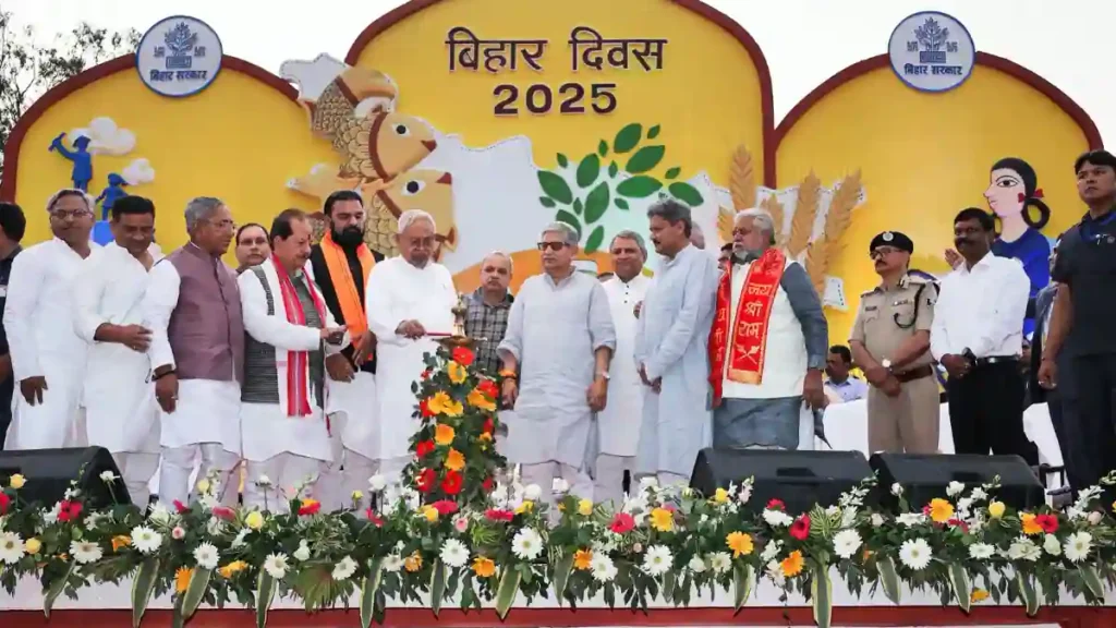 cm-nitish-inaugurated-the-bihar-diwas-2025-program-patna